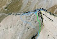 La traccia in verde porta alla base del canalino senza toccare l'altra cresta