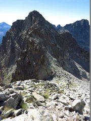 La breche Cabret vista salendo e dietro il Mont Colomb