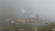 Arrivo al rifugio Giacoletti poco prima della pioggia