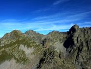 vista dalla rocca Barbis  a sx Chiapous dietro cima Mondini a dx Oriol