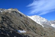 anticima del Pizzo Bianco a sinistra, Monte Rosa a destra