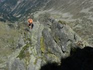 Bel traverso alpinistico del 5° tiro (4b)