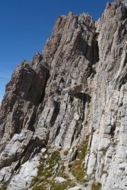 Il suggestivo canalino della cresta sud-est
