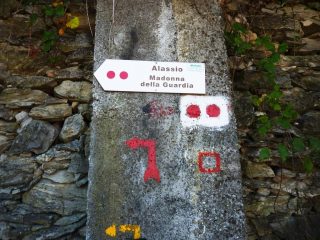 inizio sentiero della Via JULIA AUGUSTA