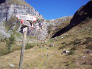 il ripido sentiero verso il passo