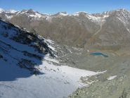 il versante di salita verso la Val di Rhemes con laghetto glaciale