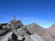 Omino della Bes, sfondo la Leynir