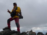 Antonio sulla seconda sommità, a destra l'ometto della prima