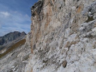 si risale verso la vetta....