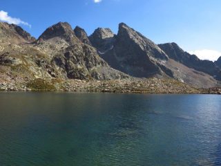 Lago della Paur e Cime di Valrossa