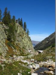 Lo scoglio da dove domina il rifugio