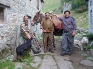 all'alpe Caligaris sono tutti pronti x il ritorno a valle