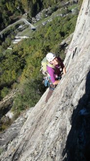 la ragazza svizzera sul traverso