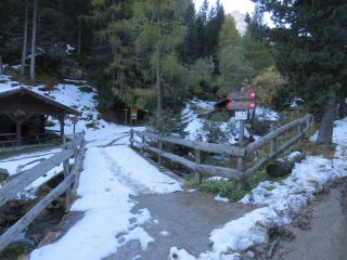Partenza al ponte sul Torrente Noce