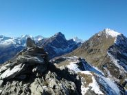 Dalla cima, cresta verso il colle Trione e cima Leitosa