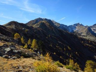 Saletta e Loroussa dal crinale di salita