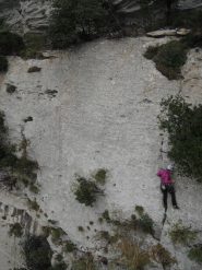 rocciatrice piacentina sulla L4 (foto scattata dalla vetta del Campanile)