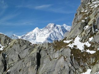 Il Monte Rosa visto dal pendio verso la cresta Est