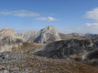 a sin la normale, a dx contro il cielo la direttissima 