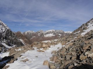 11 - panorama verso la Valpelline, a centro foto la conca del Lac Mort (1024x768)