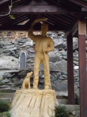Scultura all'alpe d'Arnas