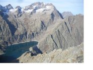 Il lago del Chiotas dal Caire Ciamberline..con l'onnipresente Argentera e a dx il Matto..