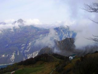 La Grignetta, Pian dei Resinelli e il Rifugio SEV