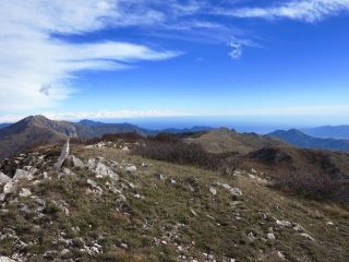 Sul crinale lungo l'AVML