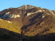 Armetta nei colori autunnali al tramonto