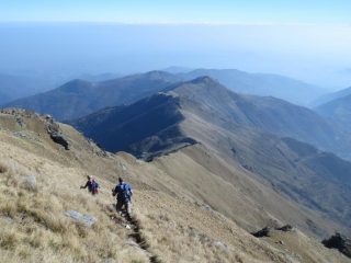 la lunga cresta verso Col Vaccera 