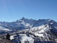bel panorama invernale dalla cima
