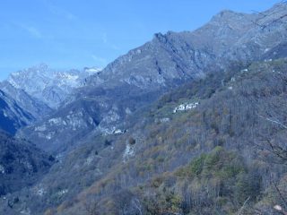 Vista su Cappia ed il fondovalle