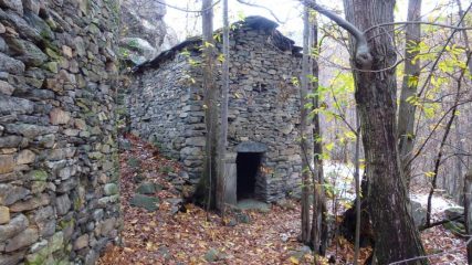 L'antico borgo di Uvera