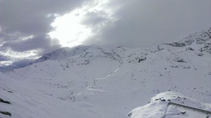 Scendendo dalla cima, panorama sulle Levanne e sul Serrù