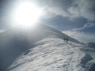 luce sotto la cima