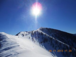 la facile cresta verso la cima