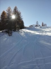 ultime curve  ....neve non abbondante ma non si toccano pietre....