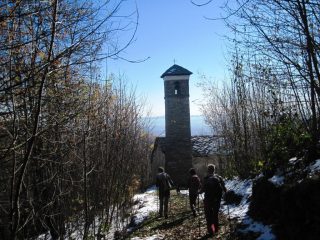 Arrivando alla Cappella della Madonna del Bellosguardo