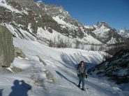 A circa 2000 m.