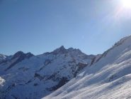 Monte Chiamossero, Frisson e Rocca dell'Abisso