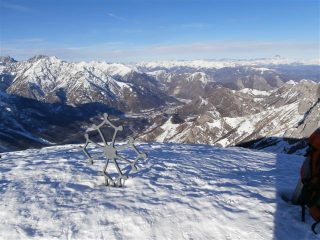 Entracque e la bella croce del Pianard