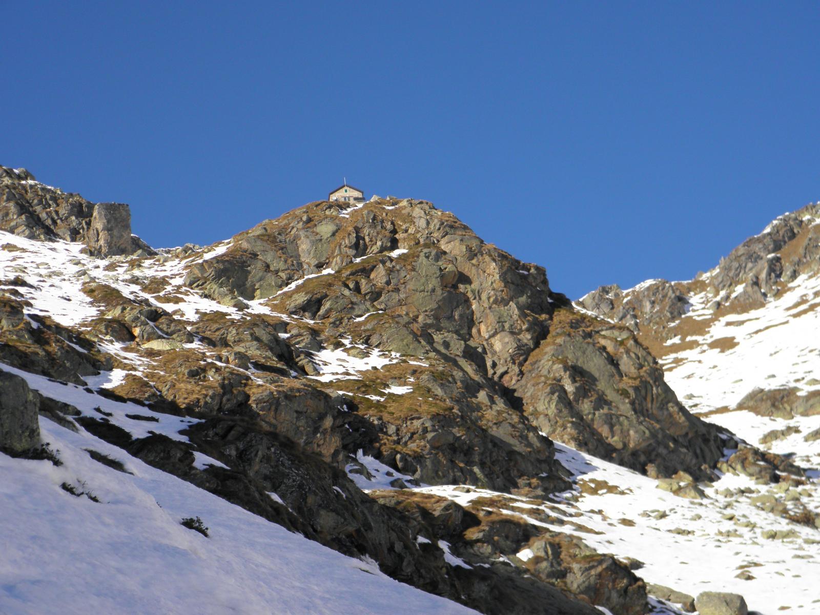 Il terrazzino dove è posto il rifugio Rivetti