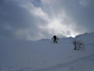 Mattia esce sul passetto ad ovest del colle Soleglio Bue