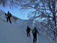 Salendo verso l'Alpe Cortino