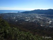 La piana di Albenga vista salendo da Salea