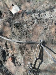 Partenza di Maniglioni, facile muro di III fattibile in free fino in cima