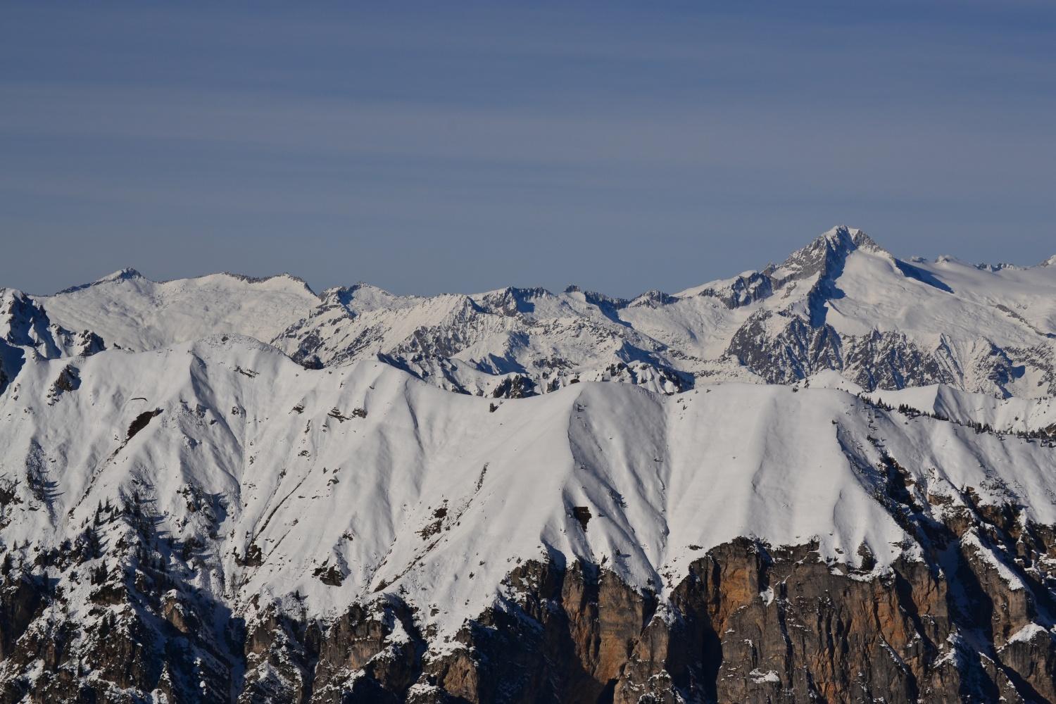 zoomata su Adamello e Carè Alto dalla vetta