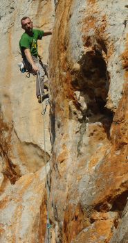 red pillar al settore pietraia