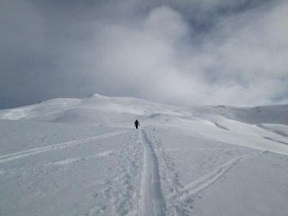parte alta della salita, la cima sulla sinistra