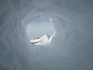 Loccia di Peve visto da un buco nella cornice